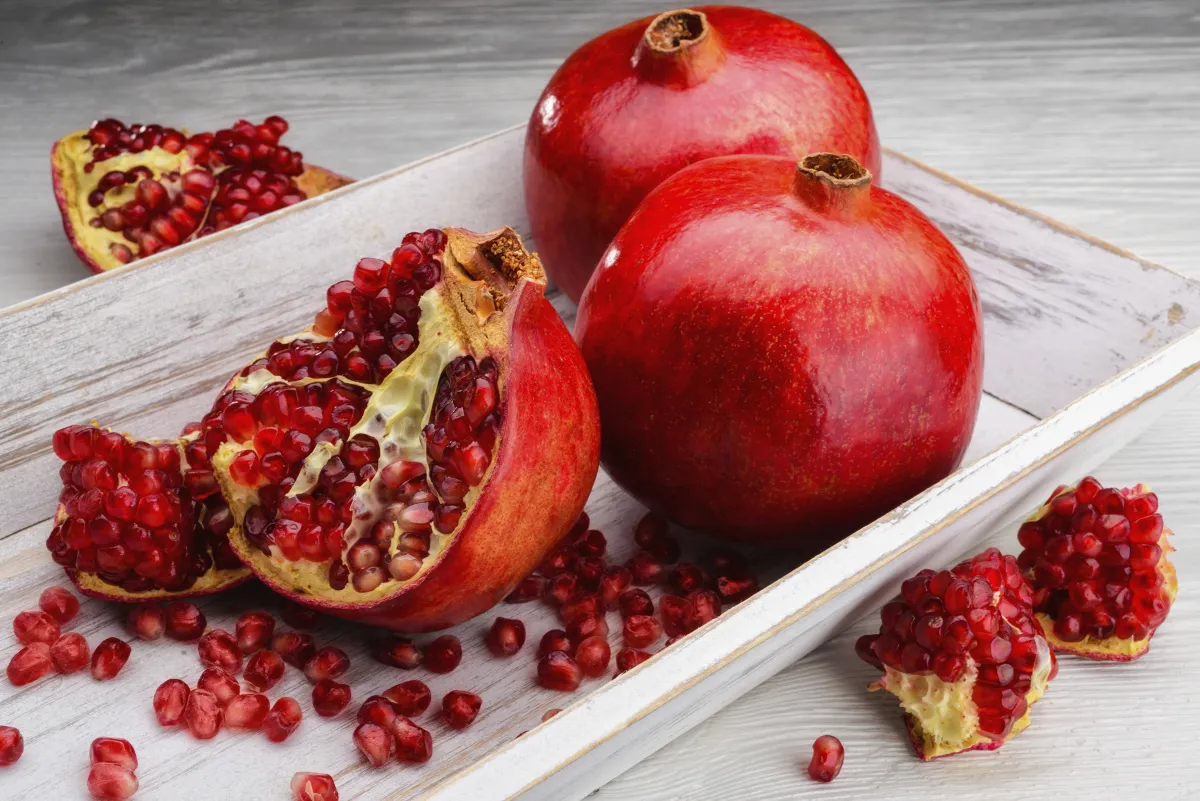 POMEGRANATE 