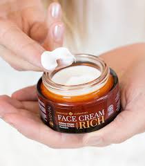 FACE CREAM 