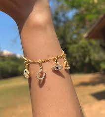 BRACELET 